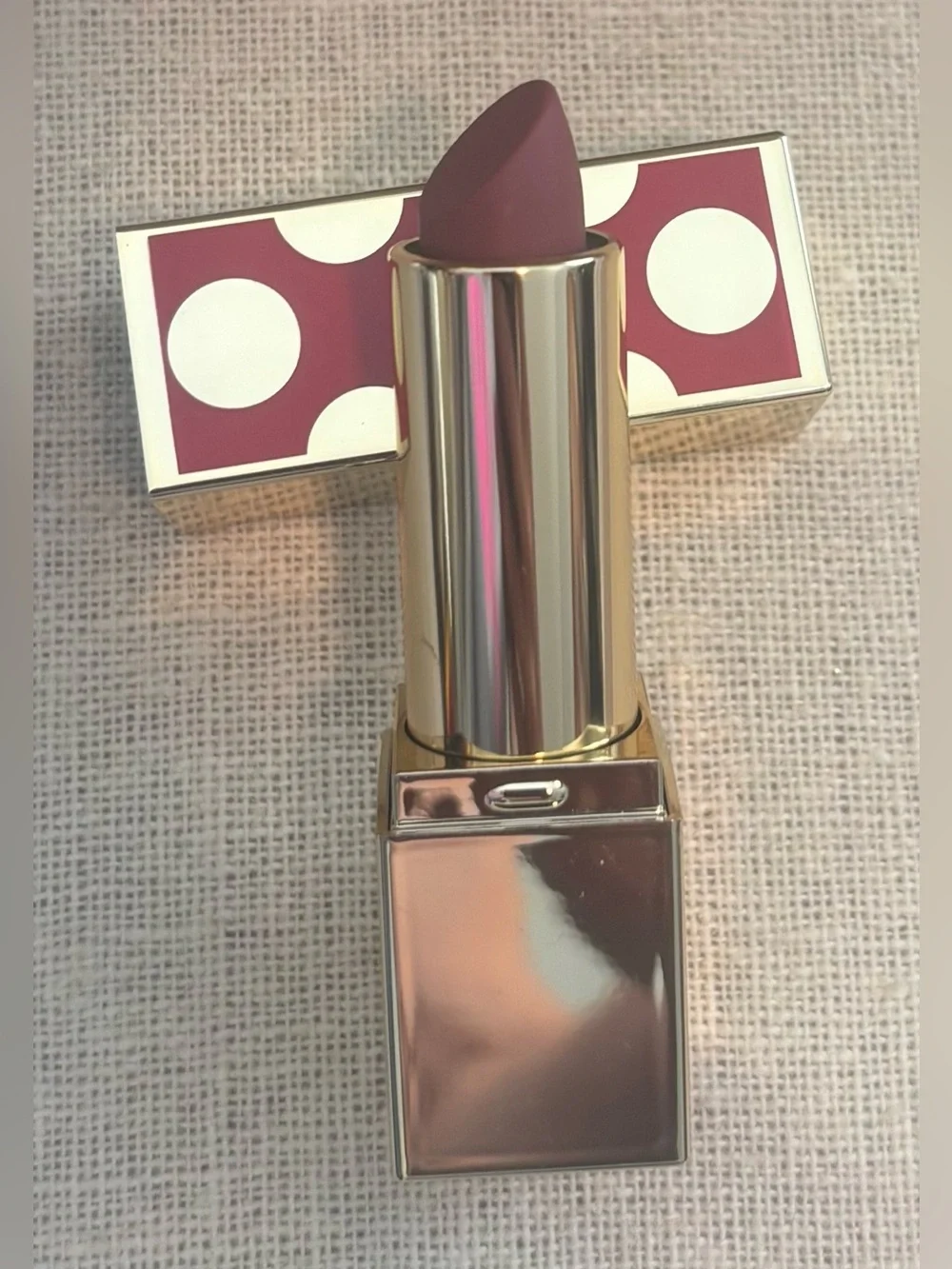 NEW Estée Lauder Limited Edition Holiday Collection Lipstick in Sneak Peak